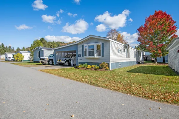 $66,000 | 6 Pine Street, Colebrook, NH 03576