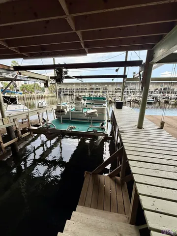 $365,000 | 127 Highway 22, Unit S7, Madisonville, LA 70447