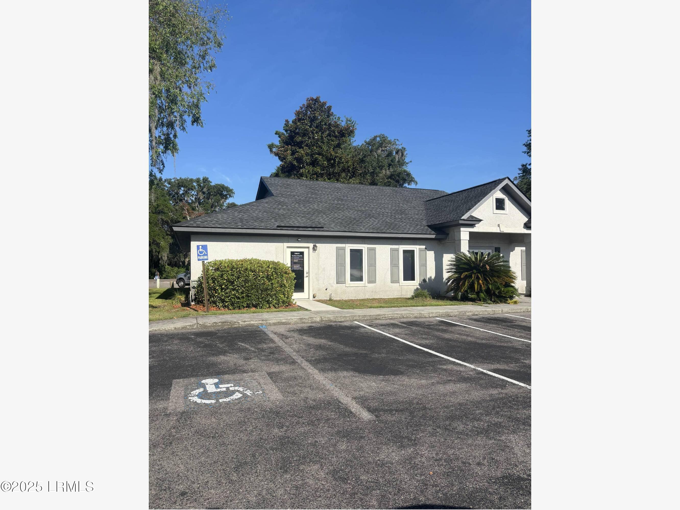 2206 Mossy Oaks Road, Unit 6 Beaufort, SC 29902 - Photo 5 of 5 2206 front