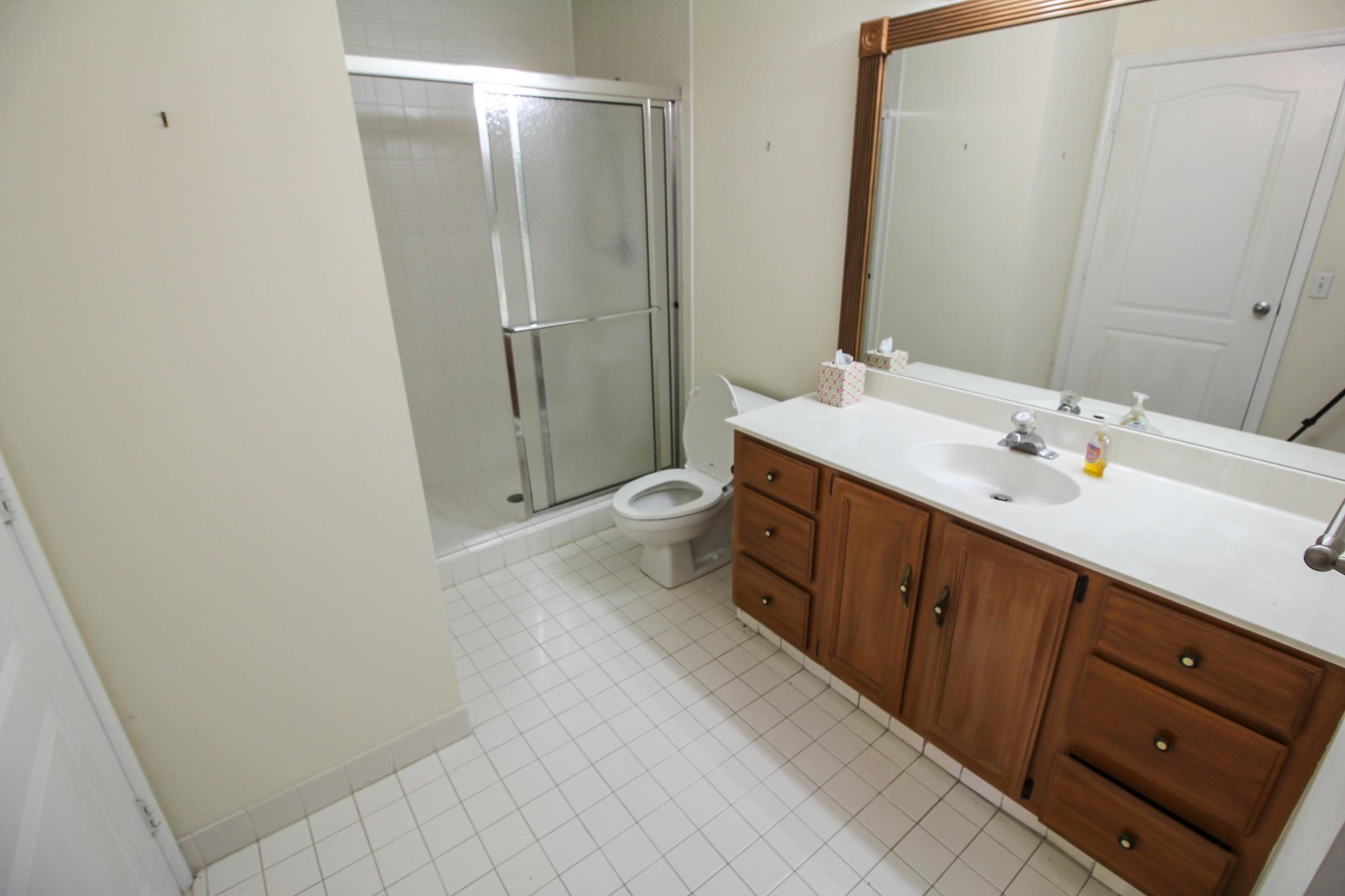 9203 Boca Gardens Circle South, Unit F Boca Raton, FL 33496 - Photo 18 of 25 Bathroom view 1