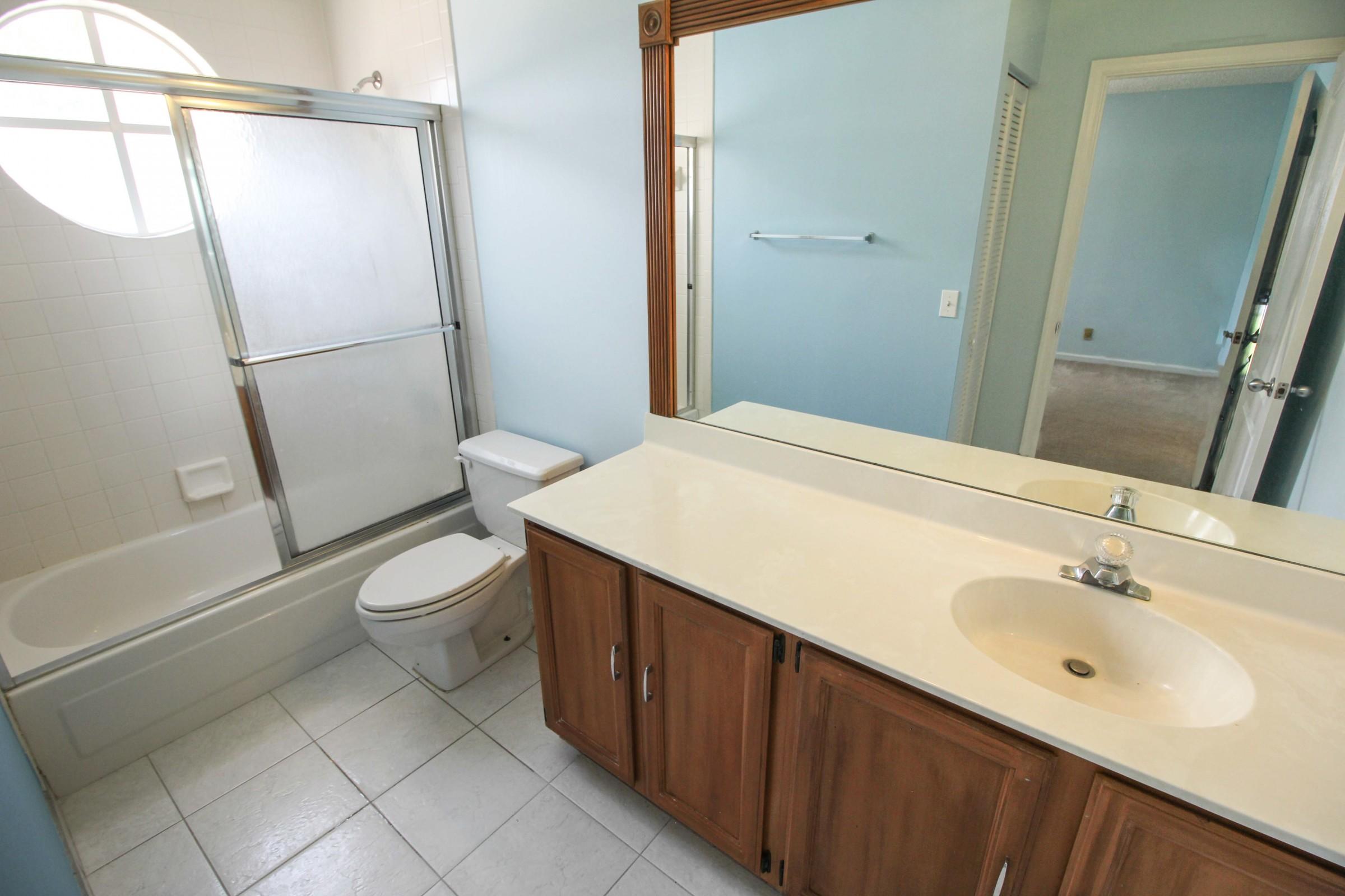 9203 Boca Gardens Circle South, Unit F Boca Raton, FL 33496 - Photo 19 of 25 Bathroom view 2