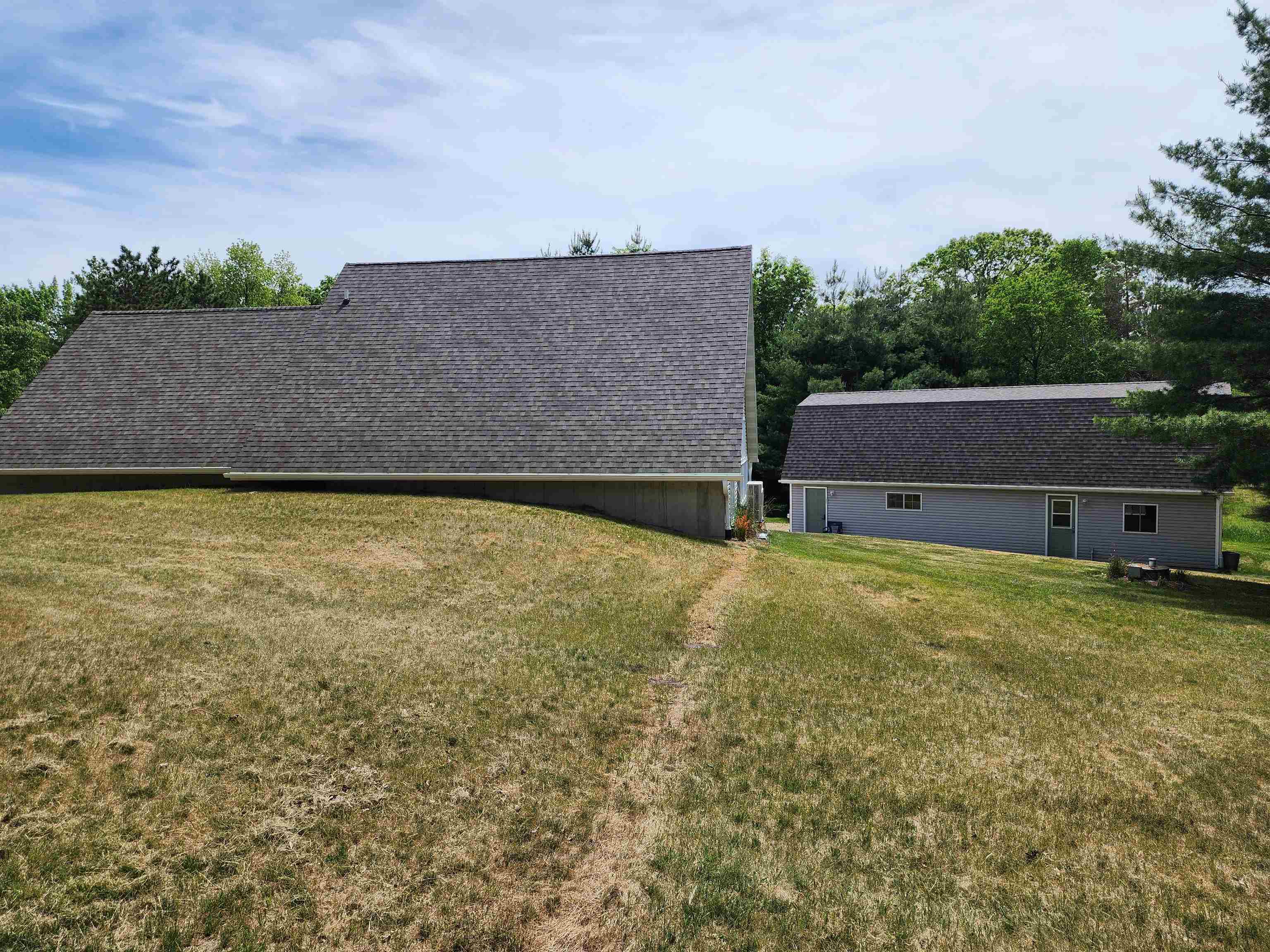 N1465 West Spencer Lake Road Waupaca, WI 54981 - Photo 12 of 36