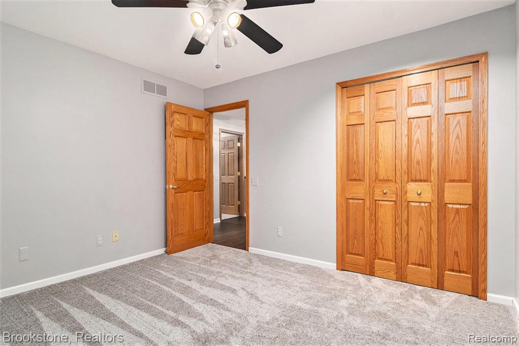9509 Klais Road Clarkston, MI 48348 - Photo 27 of 32