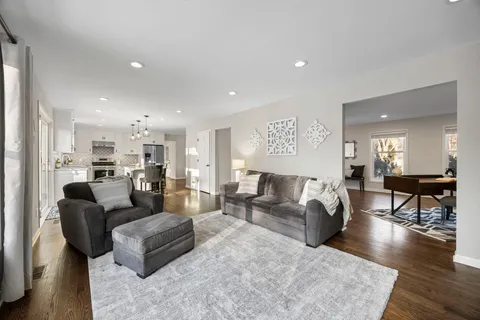 $850,000 | 19790 Near Mountain Boulevard, Excelsior, MN 55331