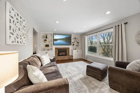 $850,000 | 19790 Near Mountain Boulevard, Excelsior, MN 55331