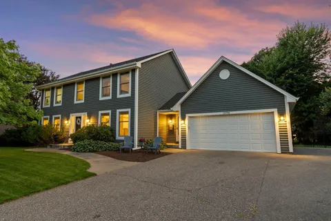 $850,000 | 19790 Near Mountain Boulevard, Excelsior, MN 55331
