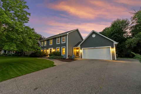 $850,000 | 19790 Near Mountain Boulevard, Excelsior, MN 55331