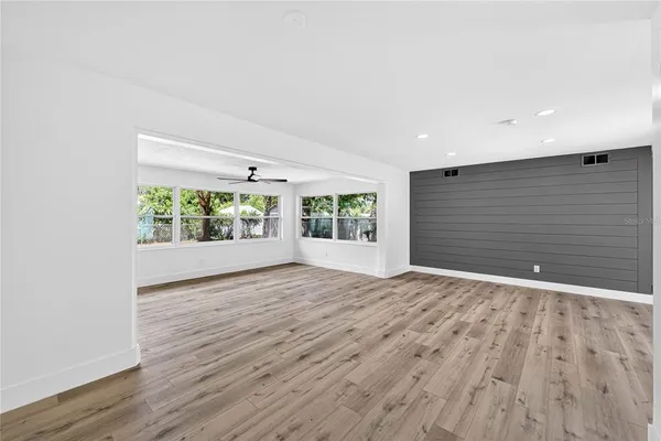 $3,995 | 2141 Indian Avenue South, Belleair Bluffs, FL 33770