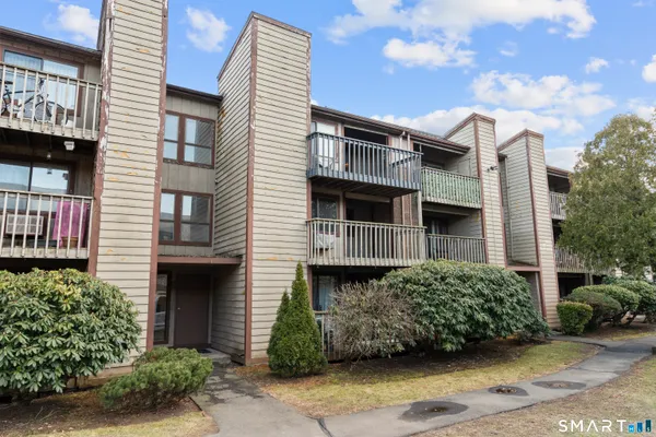 $144,500 | 130 Coe Avenue, Unit 14, East Haven, CT 06512