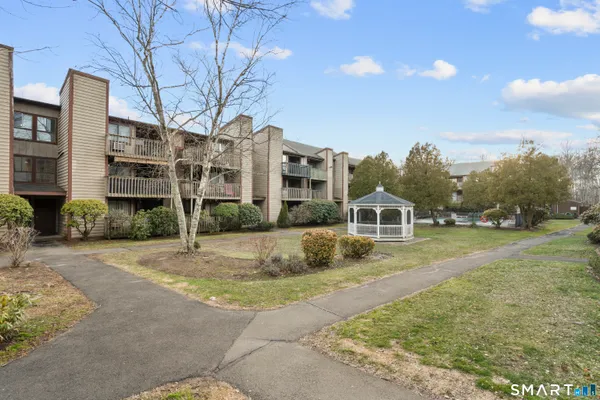 $144,500 | 130 Coe Avenue, Unit 14, East Haven, CT 06512