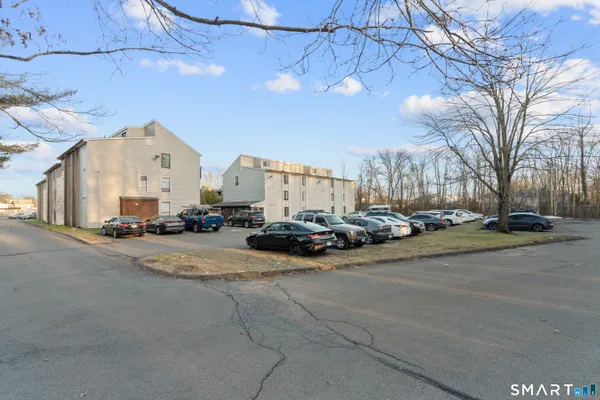 $144,500 | 130 Coe Avenue, Unit 14, East Haven, CT 06512