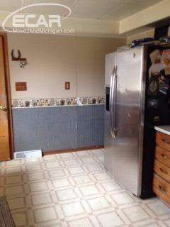 3463 Castle Road North Branch, MI 48461 - Photo 5 of 16 21128663-4.JPG