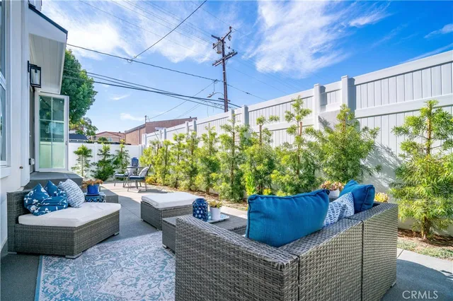 $2,499,000 | 3202 Green Lane, Redondo Beach, CA 90278