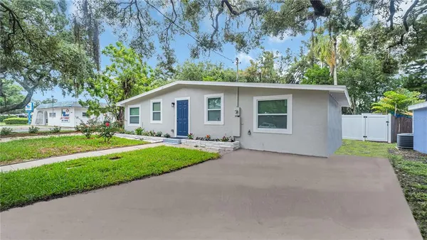 $525,000 | 121 Pennsylvania Avenue, Palm Harbor, FL 34683