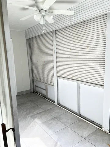 a view of a livingroom with an entryway