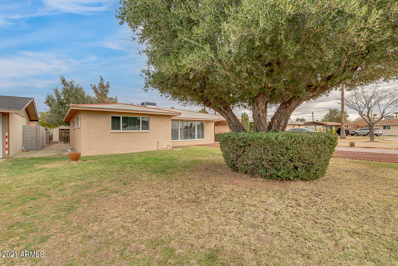 1916 East Granada Road Phoenix, AZ 85006 - Photo 3 of 26 03-Granada