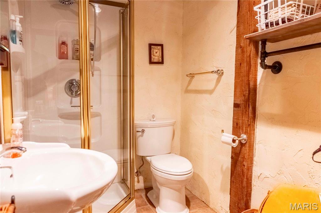 25005 Double B Trail Perry, MO 63462 - Photo 11 of 35