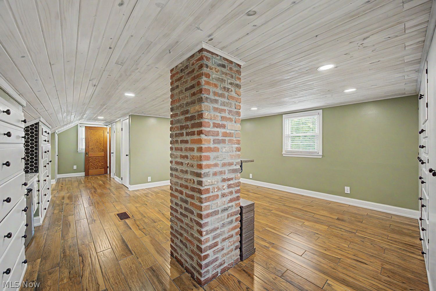7490 Race Road North Ridgeville, OH 44039 - Photo 41 of 50 master bedroom
