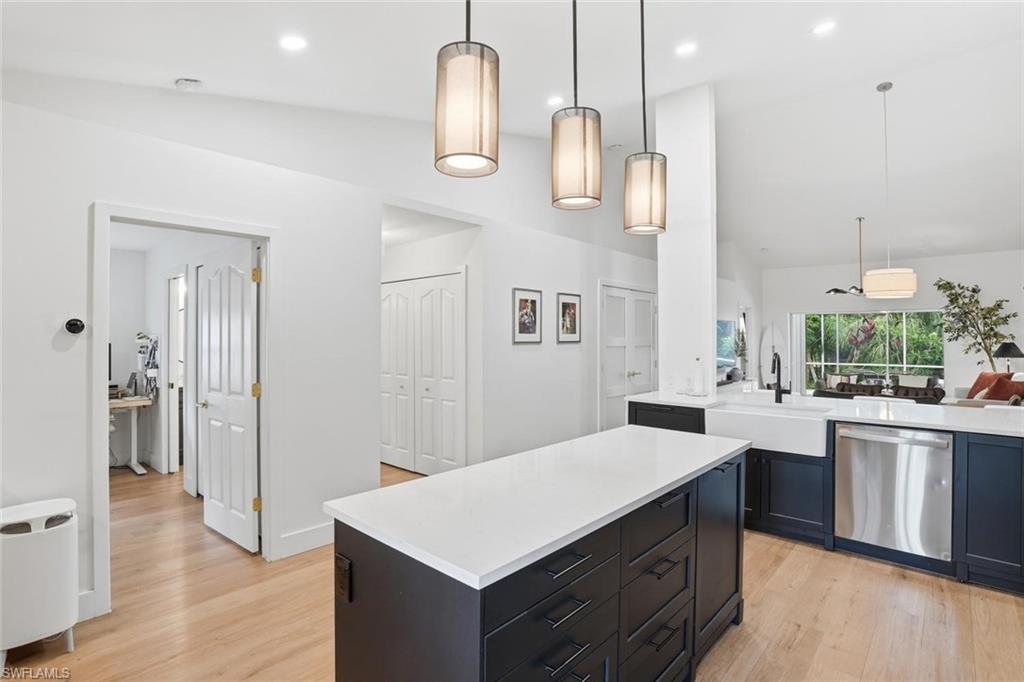 6236 Shadowood Circle Naples, FL 34112 - Photo 4 of 38