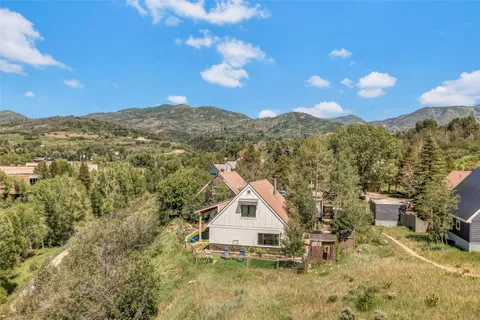 $1,395,000 | 404 Alpine Court, Steamboat Springs, CO 80487