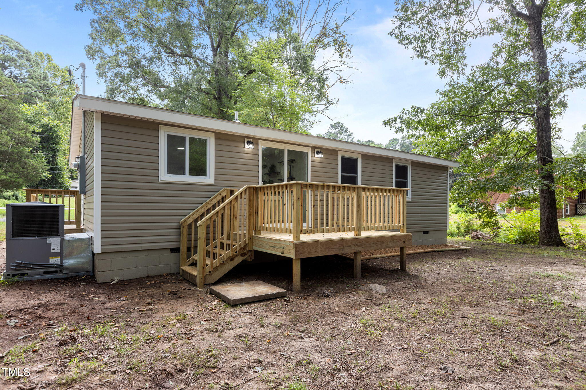1225 Horseshoe Road Durham, NC 27703 - Photo 32 of 45 31-web-or-mls-2N6A4653