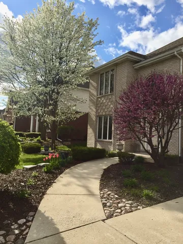 $745,000 | 11008 Laurel Hill Drive, Orland Park, IL 60467