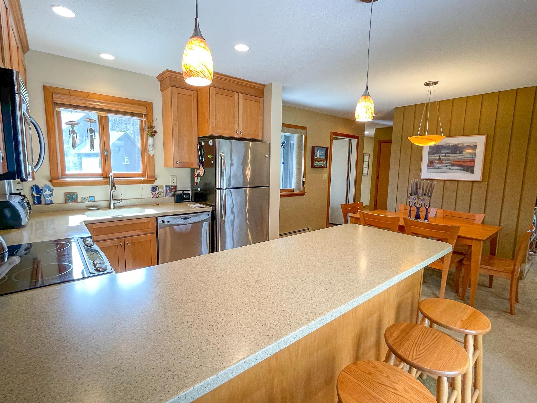 36 St Moritz Road, Unit 13B Ludlow, VT 05149 - Photo 8 of 24 Gallery Image 8