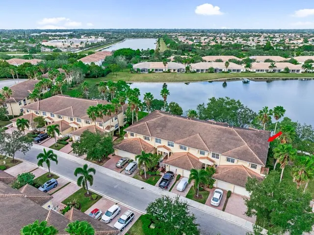 $3,200 | 9773 Bowline Drive, Unit 203, West Palm Beach, FL 33411