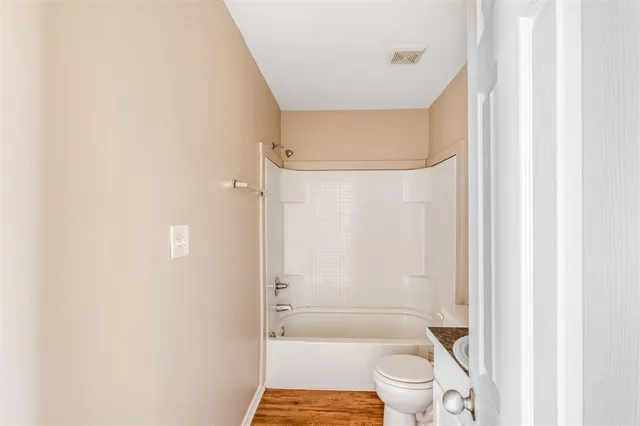 $685,000 | 852 West Vanderbilt Street, Stephenville, TX 76401