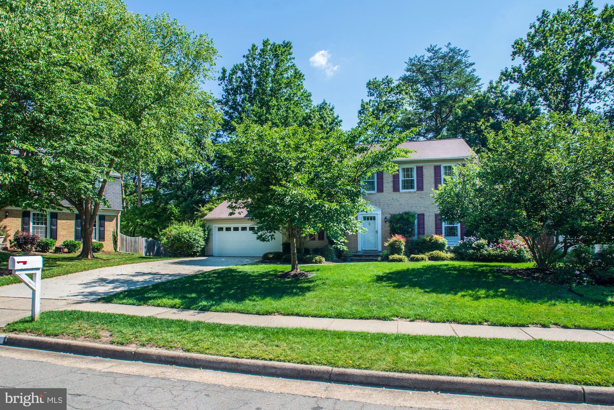 9012 Penn Manor Court Springfield, VA 22153 - Photo 9 of 35