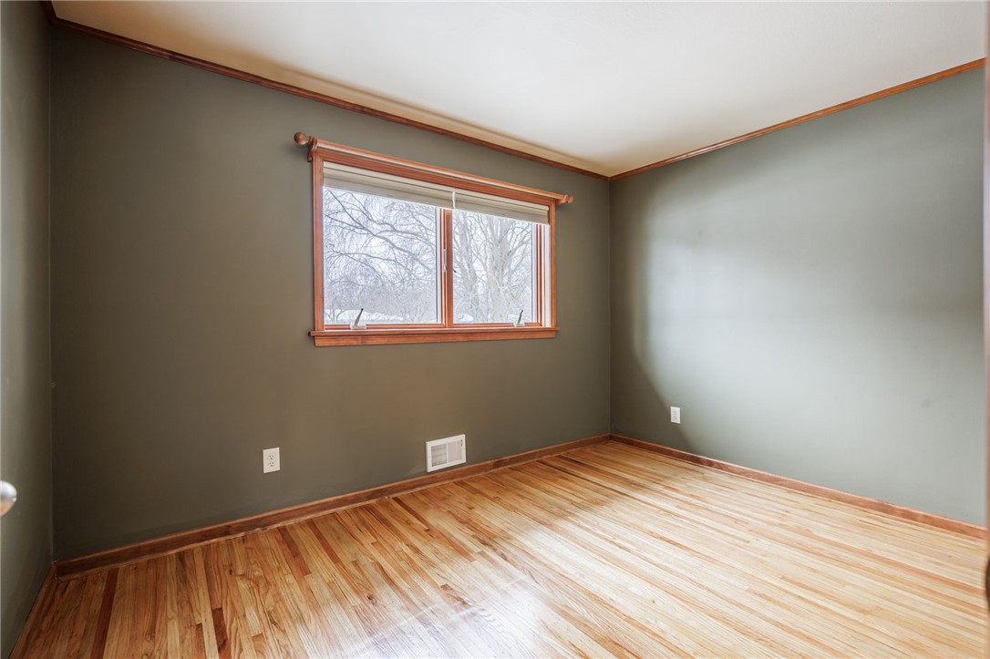 108 Bradford Road Henrietta, NY 14534 - Photo 20 of 44