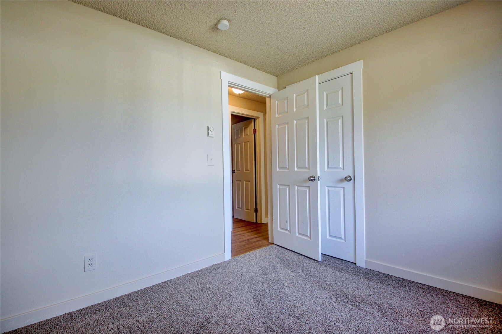 930 North Laventure Road Mount Vernon, WA 98273 - Photo 13 of 29