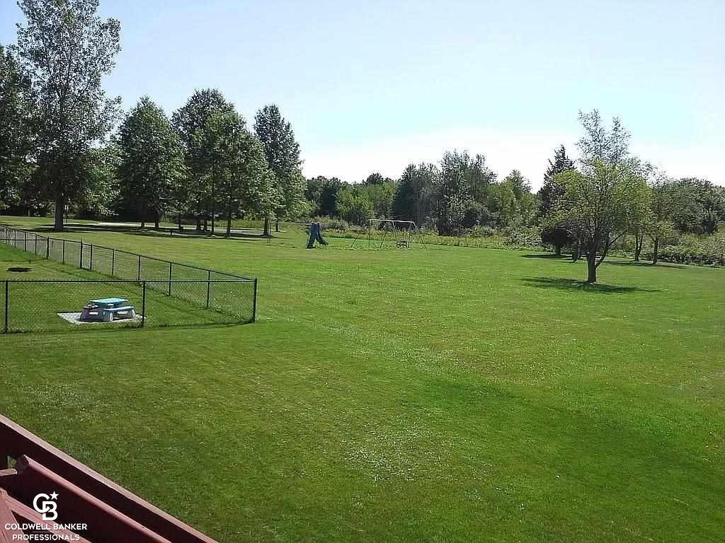 8431 Jordan Road Fair Haven, MI 48023 - Photo 5 of 33 50072268-4.JPG