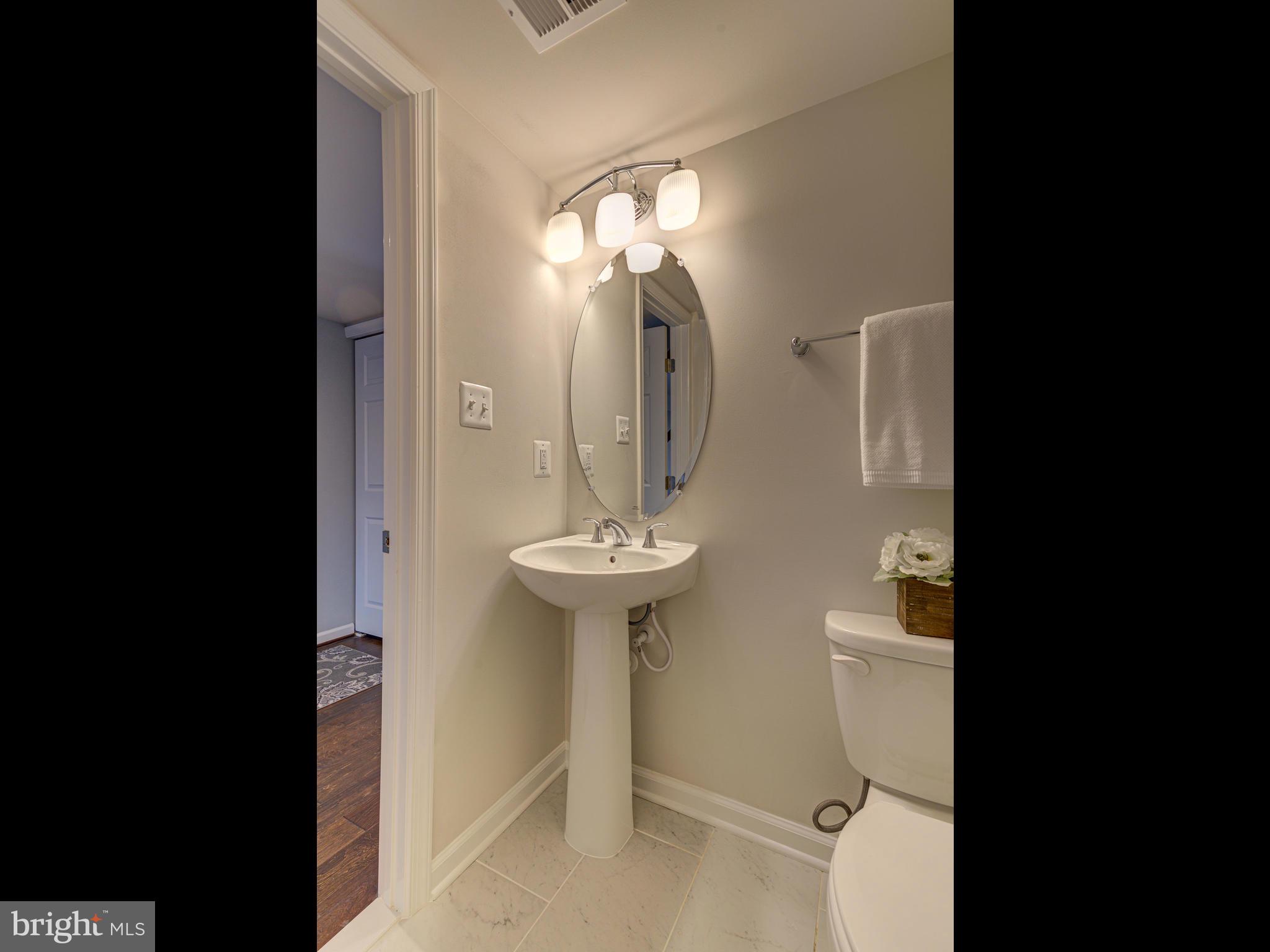 106 Drury Circle Sterling, VA 20164 - Photo 22 of 42 Gallery Image 22