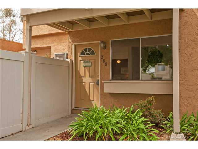 288 Countryhaven Road Encinitas, CA 92024 - Photo 3 of 24