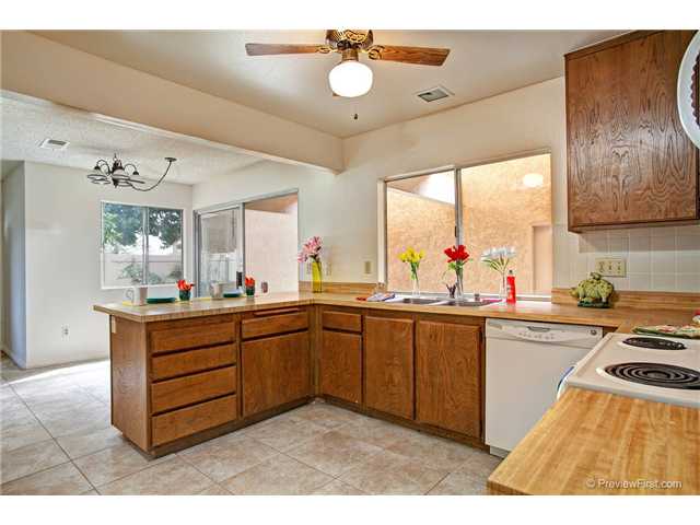 288 Countryhaven Road Encinitas, CA 92024 - Photo 9 of 24