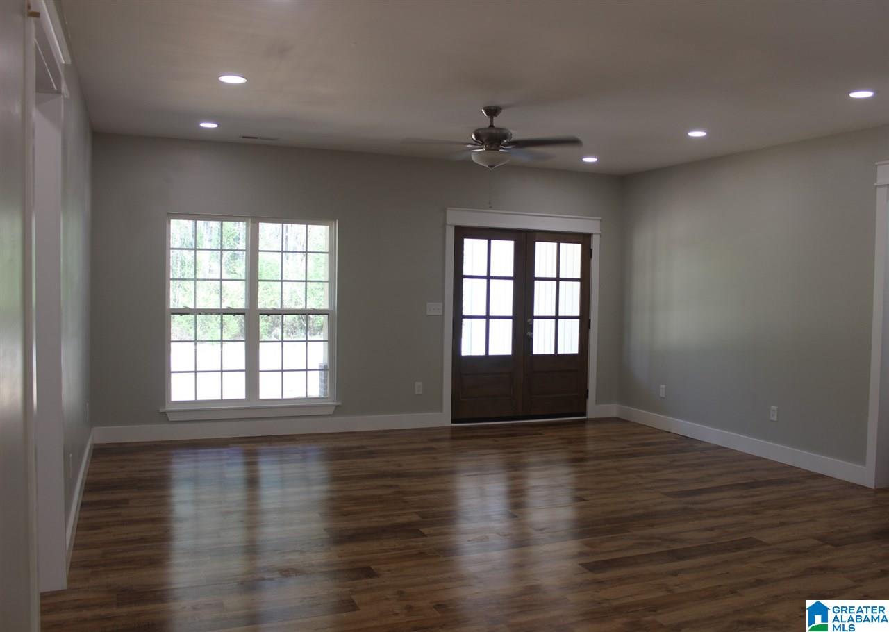 1671 Sellers Road Dora, AL 35062 - Photo 3 of 16