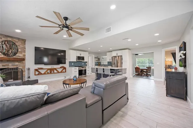 $649,000 | 1417 70th St Court East, Bradenton, FL 34208