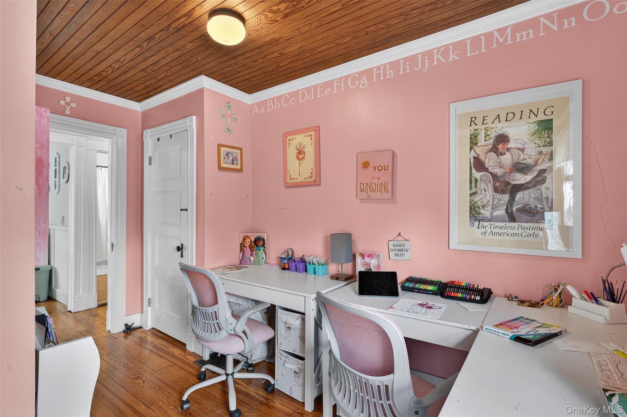 5 Bede Terrace Cornwall, NY 12518 - Photo 18 of 25 a view of a dining room with furniture and chandelier
