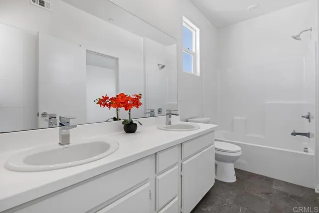 $799,000 | 2040 Mindoro Lane, Unit 4, Chula Vista, CA 91915