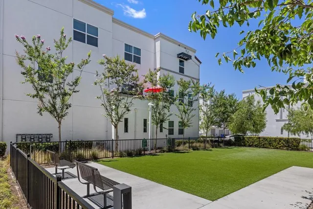 $799,000 | 2040 Mindoro Lane, Unit 4, Chula Vista, CA 91915