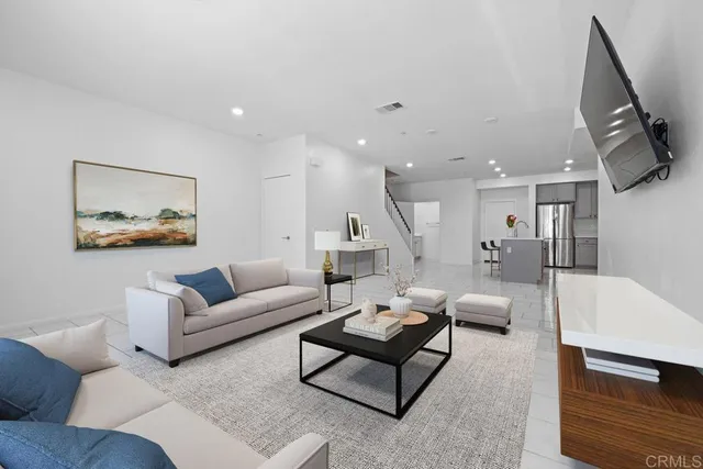 $799,000 | 2040 Mindoro Lane, Unit 4, Chula Vista, CA 91915