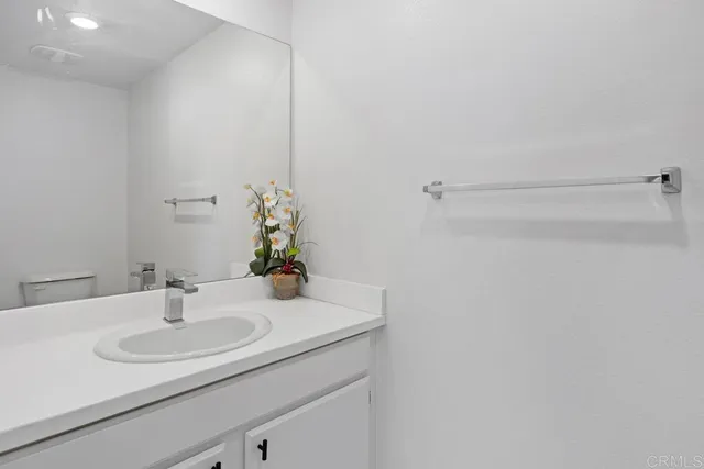 $799,000 | 2040 Mindoro Lane, Unit 4, Chula Vista, CA 91915