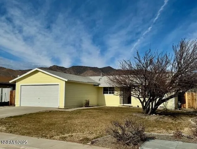 $379,900 | 2044 Lonnie Lane, Dayton, NV 89403