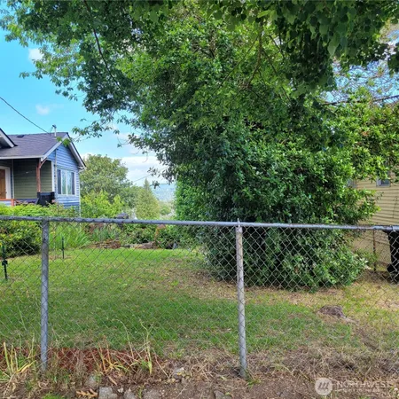 $250,000 | 8028 Beacon Avenue South, Seattle, WA 98118