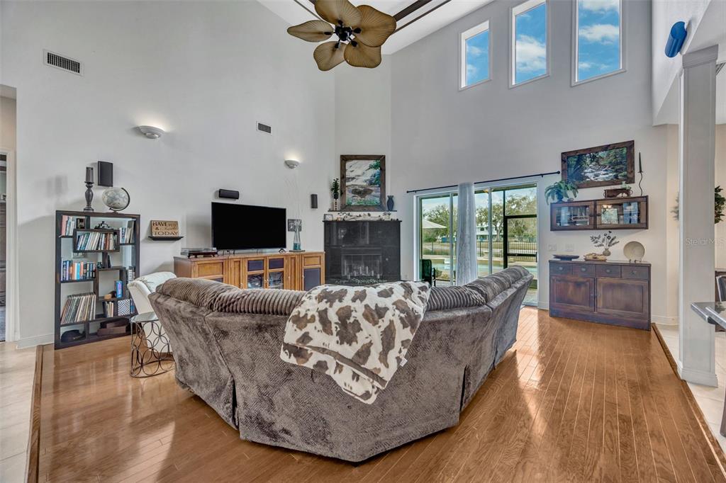 1710 Newberger Road Lutz, FL 33549 - Photo 11 of 99