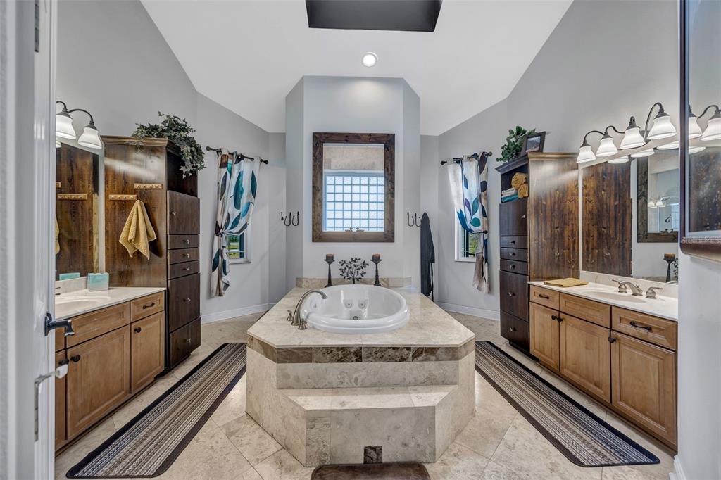 1710 Newberger Road Lutz, FL 33549 - Photo 33 of 99