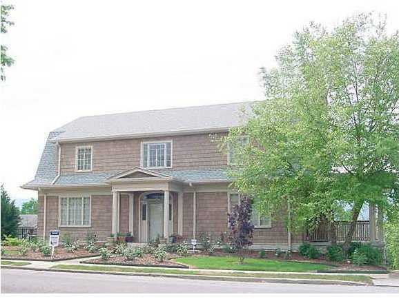 13 Brelsford Road Chattanooga, TN 37405 - Photo 1 of 9 Primary Photo