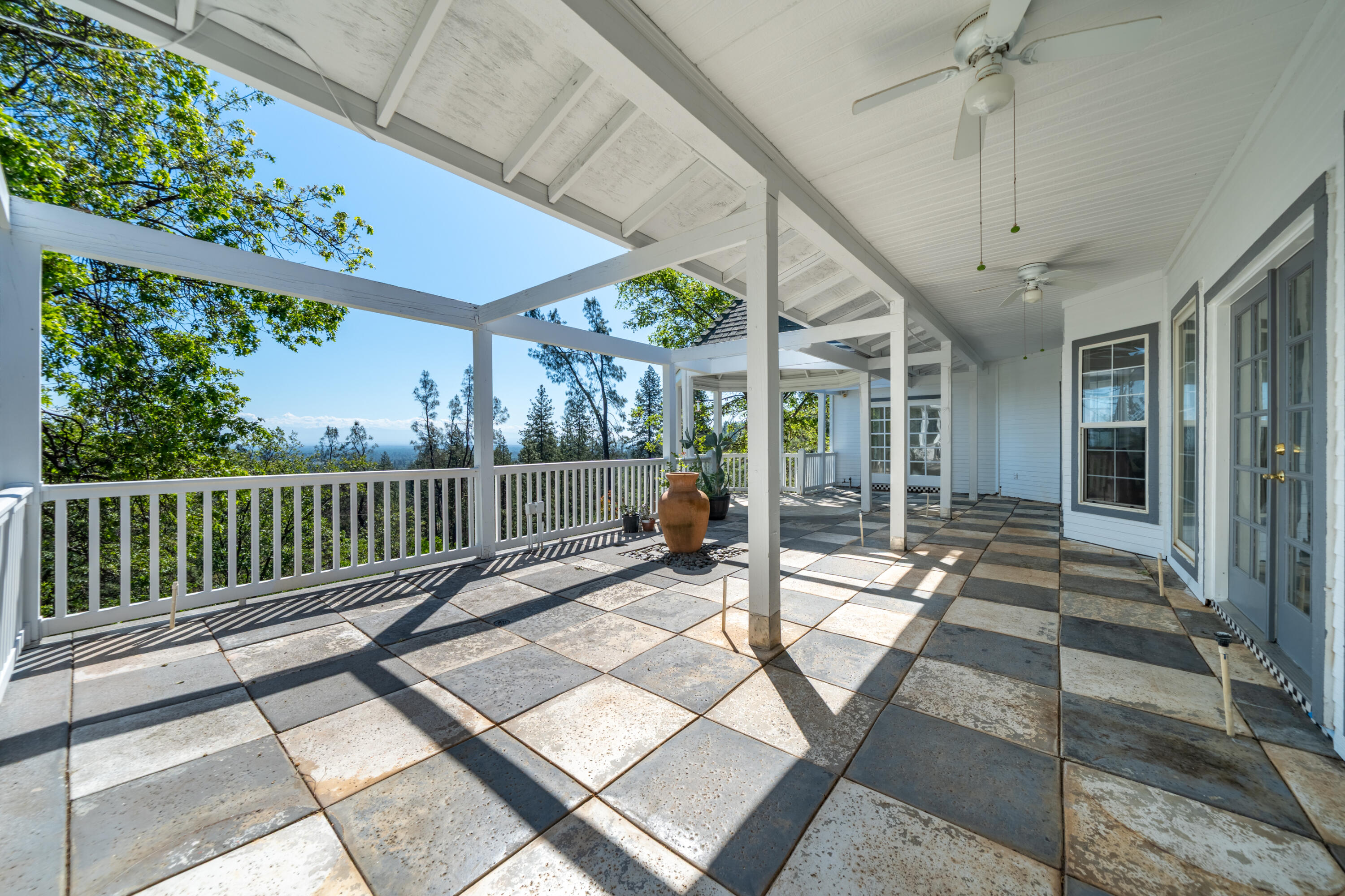 17526 Yellow Pne Road Shasta Lake, CA 96019 - Photo 33 of 48 17526 Yellow Pine Rd-40