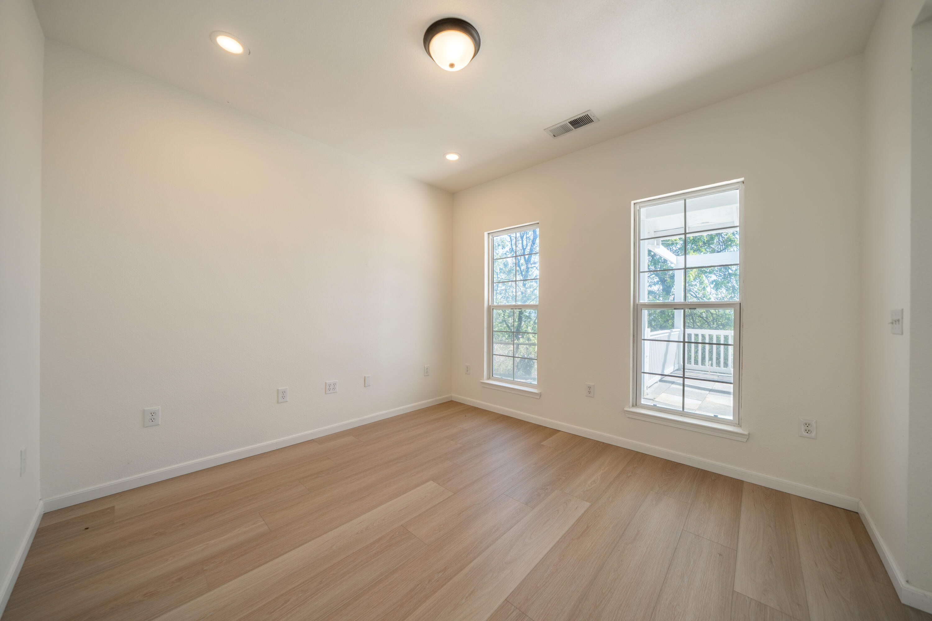 17526 Yellow Pne Road Shasta Lake, CA 96019 - Photo 10 of 48 17526 Yellow Pine Rd-15